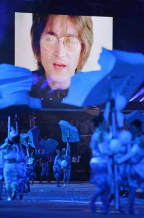 En un video remasterizado especialmente para los Juegos Olímpicos, John Lennon se hizo presente cantando “Imagine”.