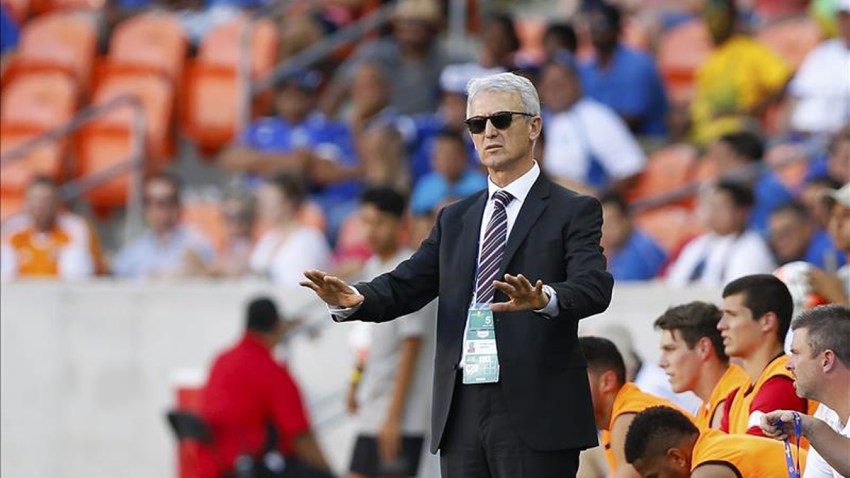benito-floro-canada-futbol