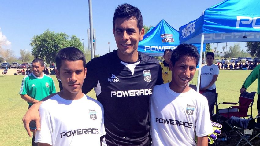 oswaldo-sanchez-socio-alianza-powerade
