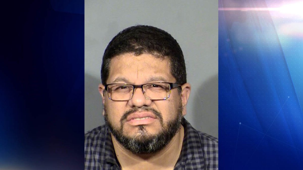 Pastor hispano es arrestado por abuso sexual – Telemundo Las Vegas