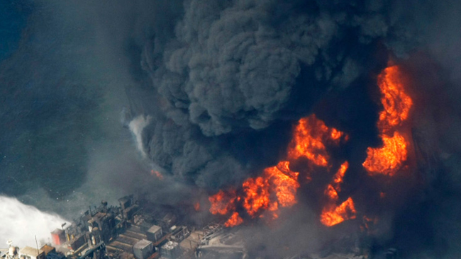 tlmd_oilrigfire