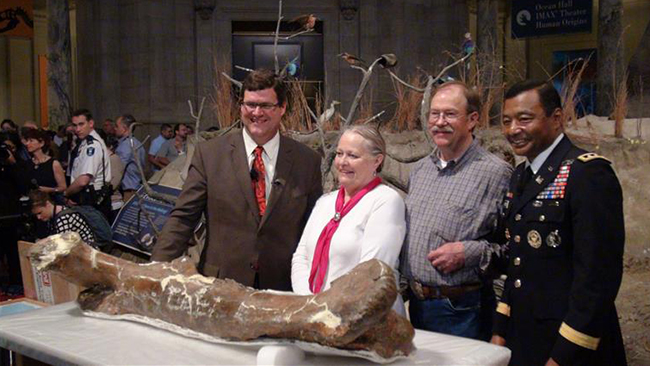 tlmd_trex_smithsonian