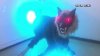 El “lobo monstruo” que aterroriza a los intrusos con sus ojos rojos