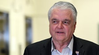 El gobernador de Nevada reevaluará las medidas de restricciones.