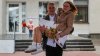En medio de la amenaza de bombardeos rusos, se casan porque “la vida continúa”