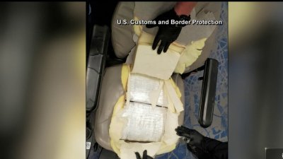 Atrapado en el aeropuerto con silla de ruedas donde había cocaína valorada en casi $400,000