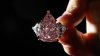 Subastan por $28 millones el diamante rosa Fortune Pink, uno de los más grandes del mundo