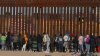 Miles de migrantes aguardan en la frontera la decisión sobre el Título 42