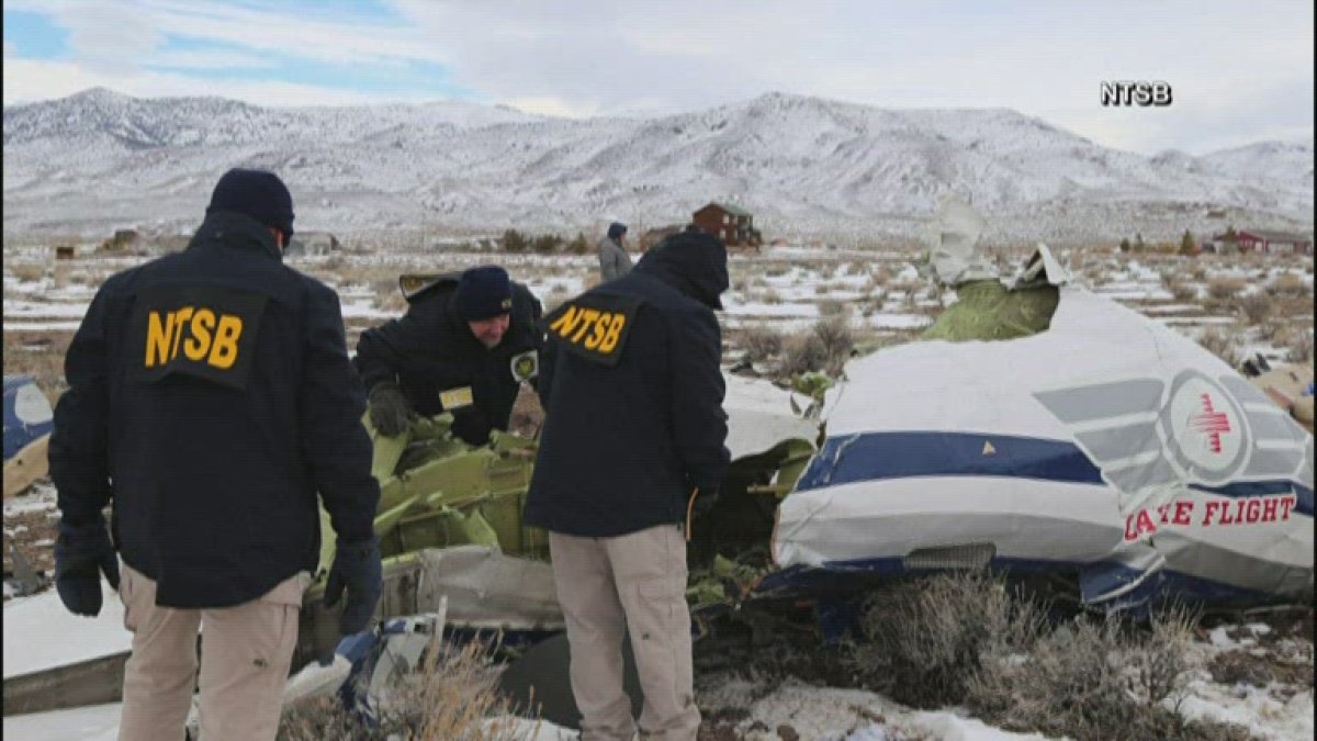 A plane with 5 people on board reportedly broke up in the air before crashing in Nevada