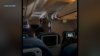 Fiscal: pasajero intentó apuñalar a azafata y abrir la puerta del avión en vuelo de United