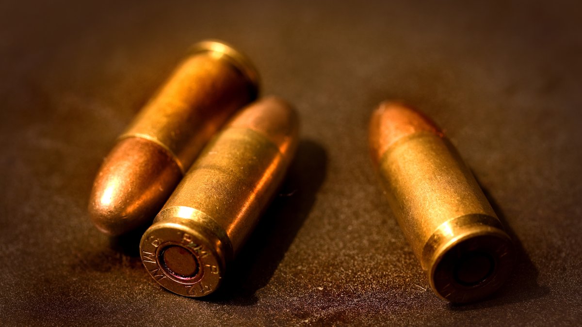 Bullet goes through apartment and kills child, Metro says