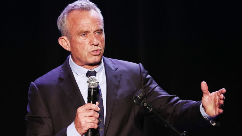 LOS ANGELES, CALIFORNIA – SEPTEMBER 15: Democratic presidential candidate Robert F. Kennedy Jr. speaks at a Hispanic Heritage Month event at Wilshire Ebell Theatre on September 15, 2023 in Los Angeles, California. The 69-year-old Democrat is challenging President Biden in a long shot bid in the 2024 presidential race. (Photo by Mario Tama/Getty Images)