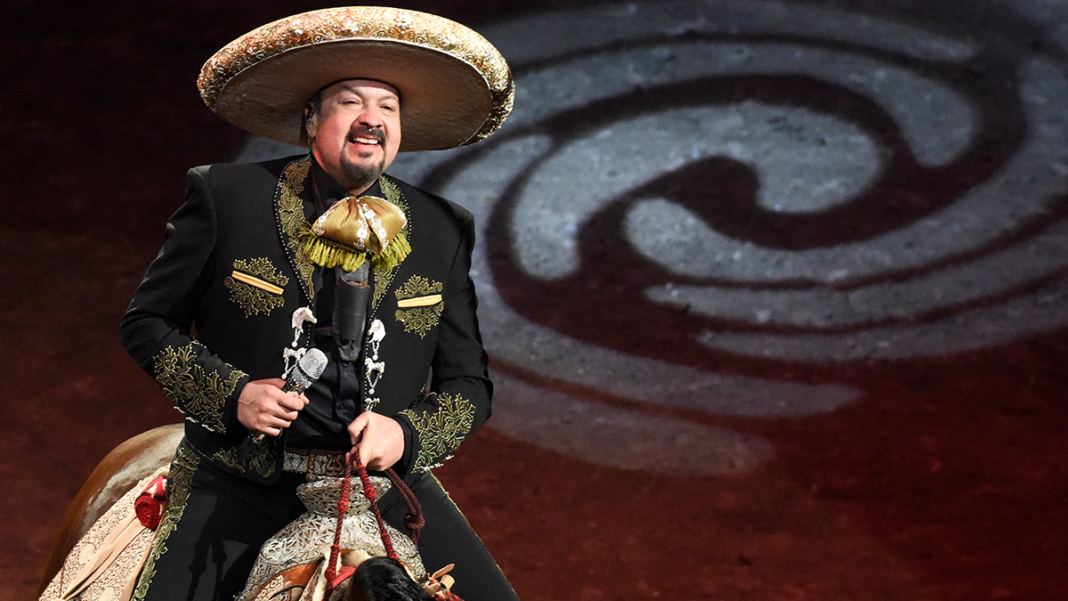 Pepe Aguilar anuncia nueva gira “Jaripeo Hasta Los Huesos 2024