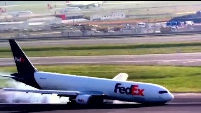Horrible susto: falla tren de aterrizaje de otro avión de Boeing