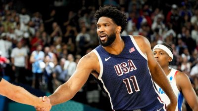 DESTACADOS: Joel Embiid lleva al equipo de EEUU a la quinta medalla de oro consecutiva