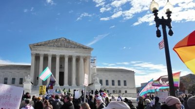 Protestas en la Corte Suprema: temen que prohíban tratamientos para niños transgénero