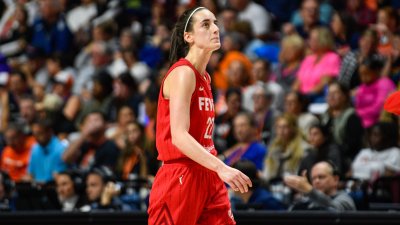 Arrestan a hombre de Texas por presuntas amenazas contra la basquetbolista Caitlin Clark