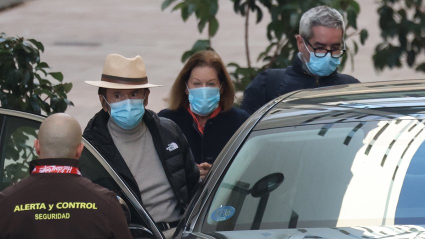 MADRID, SPAIN – DECEMBER 27: Raphael leaves the 12 de Octubre hospital with his wife, Natalia Figueroa, and his son Jacobo Martos after being discharged from the hospital on December 27, 2024, in Madrid, Spain. (Photo By Raul Terrel/Europa Press via Getty Images)