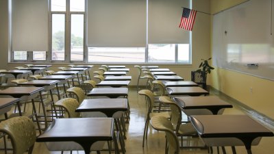 Informe muestra declive en lectura entre estudiantes de EEUU desde la pandemia