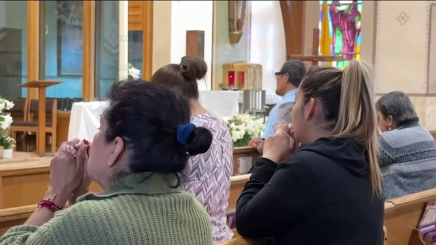 Feligreses de Las Vegas recuerdan enseñanzas del Papa Francisco