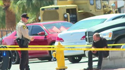 Escena sangrienta: Un muerto y un herido tras ataque a puñaladas cerca Maryland Parkway y Desert Inn