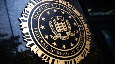 Drástico cambio: el FBI tendrá como prioridad casos de inmigración