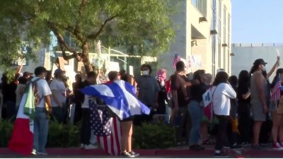 Caos en el centro de Las Vegas tras orden de dispersión de protesta a favor de los inmigrantes