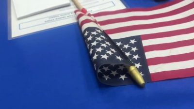 Dos residentes de Nevada fueron acusados de crear registro falso de votantes