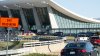 Accidente con vehículo móvil de pasajeros deja 18 heridos en aeropuerto Dulles