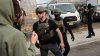 ICE ordena a sus agentes dejar de perseguir personas en vehículos tras recientes tiroteos mortales