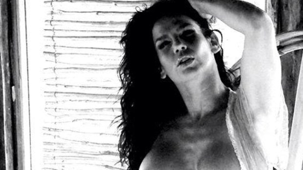 Video: Niurka Marcos posa para Playboy
