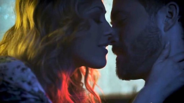 Video: Con escenas candentes "Los Miserables"