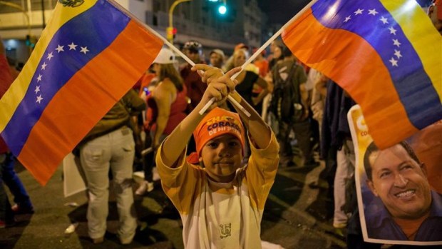 Video: Declaran ganador a Chávez