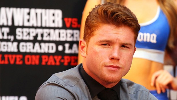 Video: Canelo va a por todas con Mayweather