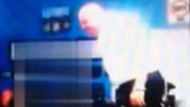 Video: Maestro “explota” contra estudiante