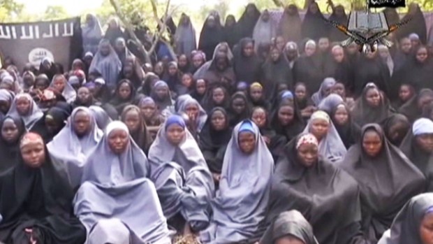 Video: Escapan cuatro secuestradas en Nigeria