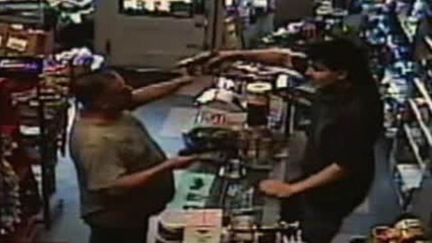 Video: Ladrón se lleva tremenda sorpresa