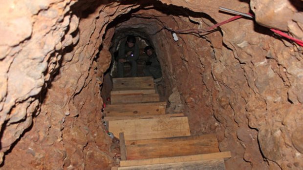 Video: Descubren túnel en la frontera de México