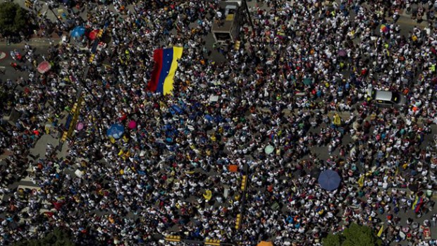 Video: Venezuela: matan a un capitán y 2 civiles