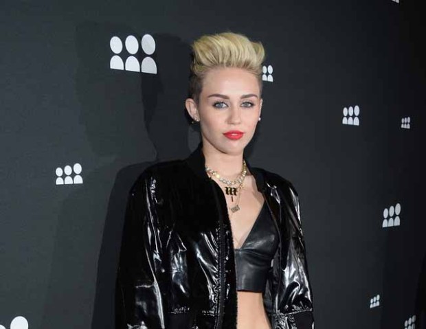 Video: El nuevo "bombazo" de Miley Cyrus