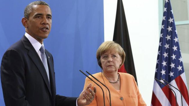 Obama y Merkel hablan sobre Ucrania