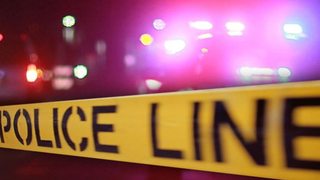 Baleado por estacionarse en doble fila