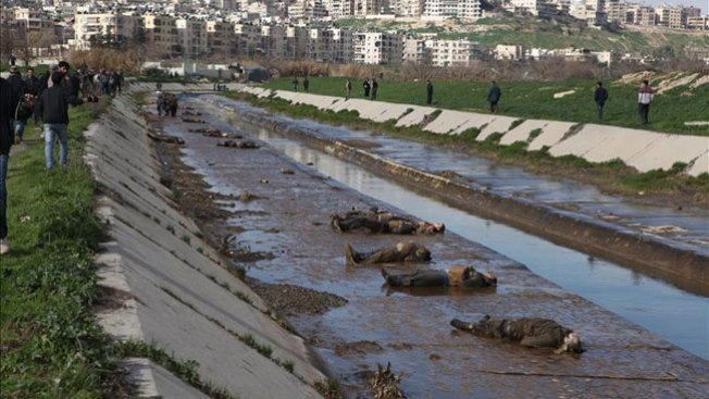 Lucha de rebeldes termina en río de sangre